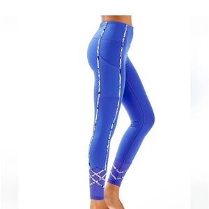 Lilly Pulitzer luxletic  weekender high-rise legging in Iris blue size large NWT